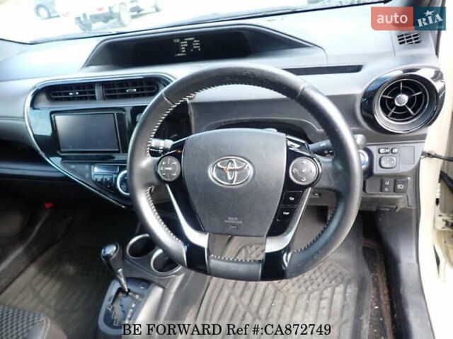 Бежевий Тойота Aqua, об'ємом двигуна 1.5 л та пробігом 89 тис. км за 12900 $, фото 11 на Automoto.ua