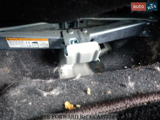 Бежевий Тойота Aqua, об'ємом двигуна 1.5 л та пробігом 89 тис. км за 12900 $, фото 29 на Automoto.ua