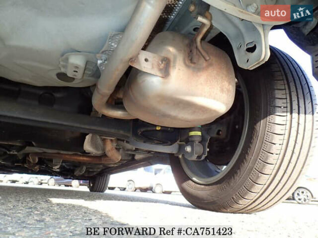 Бежевый Тойота Aqua, объемом двигателя 1.5 л и пробегом 89 тыс. км за 13500 $, фото 17 на Automoto.ua