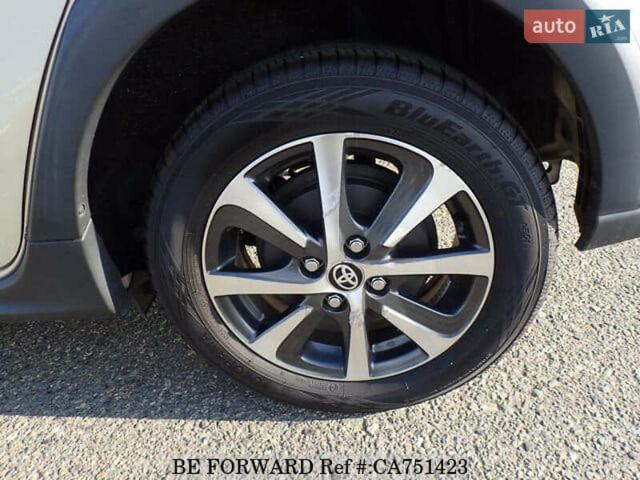 Бежевый Тойота Aqua, объемом двигателя 1.5 л и пробегом 89 тыс. км за 13500 $, фото 11 на Automoto.ua