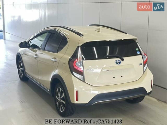 Бежевый Тойота Aqua, объемом двигателя 1.5 л и пробегом 89 тыс. км за 13500 $, фото 9 на Automoto.ua