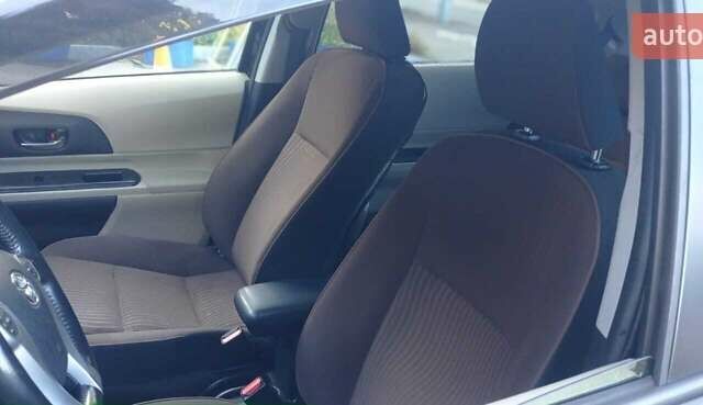 Черный Тойота Aqua, объемом двигателя 1.5 л и пробегом 181 тыс. км за 9400 $, фото 14 на Automoto.ua