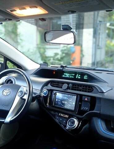 Черный Тойота Aqua, объемом двигателя 1.5 л и пробегом 181 тыс. км за 9400 $, фото 11 на Automoto.ua