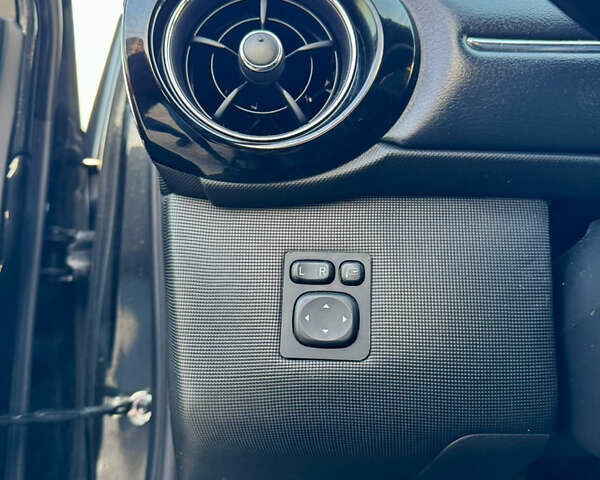 Черный Тойота Aqua, объемом двигателя 1.5 л и пробегом 138 тыс. км за 10900 $, фото 27 на Automoto.ua