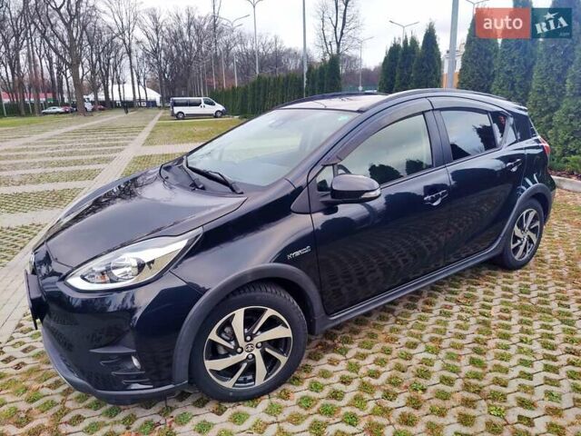 Черный Тойота Aqua, объемом двигателя 1.5 л и пробегом 67 тыс. км за 13900 $, фото 4 на Automoto.ua