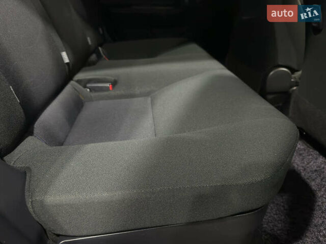 Черный Тойота Aqua, объемом двигателя 1.5 л и пробегом 135 тыс. км за 12800 $, фото 46 на Automoto.ua