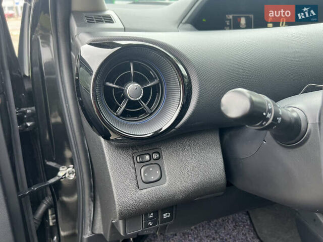 Черный Тойота Aqua, объемом двигателя 1.5 л и пробегом 135 тыс. км за 12300 $, фото 24 на Automoto.ua