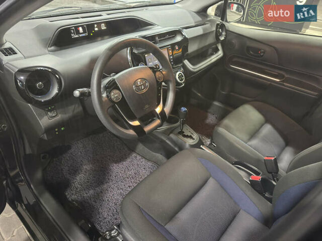 Черный Тойота Aqua, объемом двигателя 1.5 л и пробегом 135 тыс. км за 12800 $, фото 37 на Automoto.ua