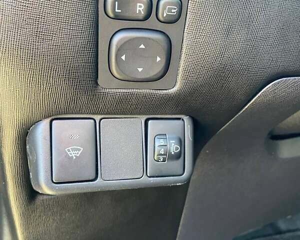 Черный Тойота Aqua, объемом двигателя 1.5 л и пробегом 117 тыс. км за 12700 $, фото 14 на Automoto.ua