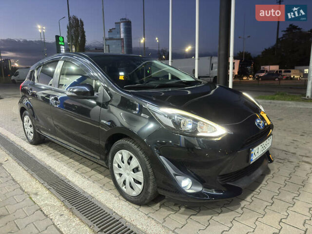 Черный Тойота Aqua, объемом двигателя 1.5 л и пробегом 135 тыс. км за 12800 $, фото 15 на Automoto.ua