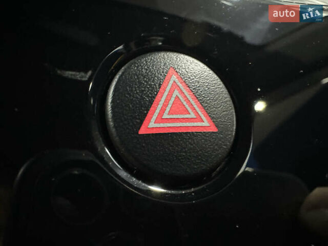 Черный Тойота Aqua, объемом двигателя 1.5 л и пробегом 135 тыс. км за 12800 $, фото 26 на Automoto.ua