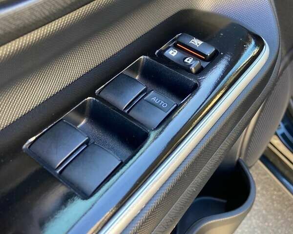 Черный Тойота Aqua, объемом двигателя 1.5 л и пробегом 117 тыс. км за 12700 $, фото 10 на Automoto.ua