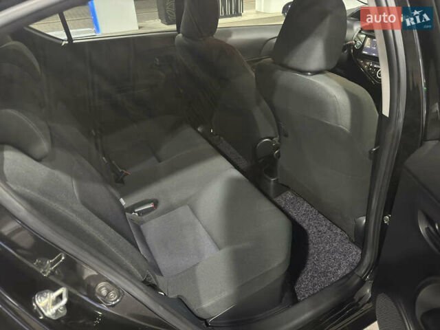 Черный Тойота Aqua, объемом двигателя 1.5 л и пробегом 135 тыс. км за 12800 $, фото 44 на Automoto.ua