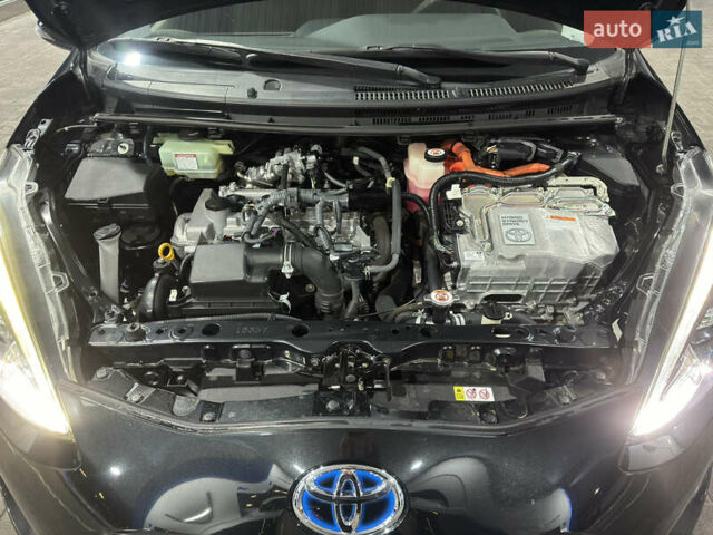 Черный Тойота Aqua, объемом двигателя 1.5 л и пробегом 135 тыс. км за 12800 $, фото 49 на Automoto.ua