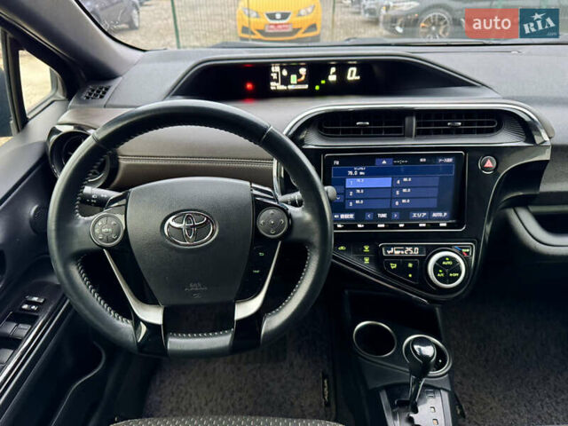 Чорний Тойота Aqua, об'ємом двигуна 1.5 л та пробігом 74 тис. км за 13999 $, фото 16 на Automoto.ua