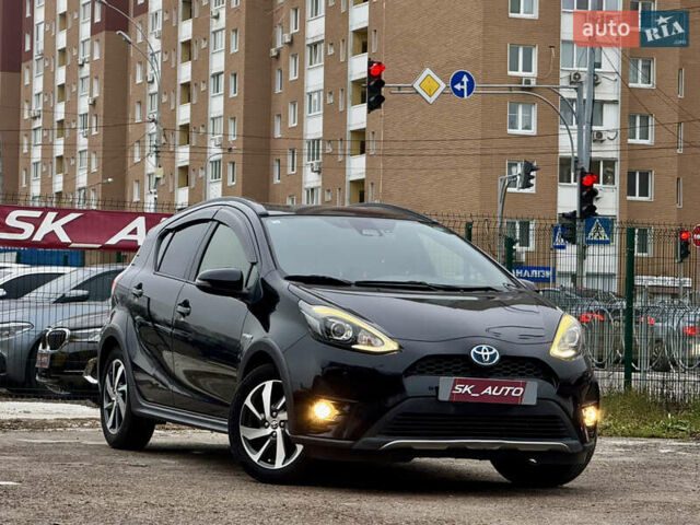 Чорний Тойота Aqua, об'ємом двигуна 1.5 л та пробігом 74 тис. км за 13999 $, фото 48 на Automoto.ua