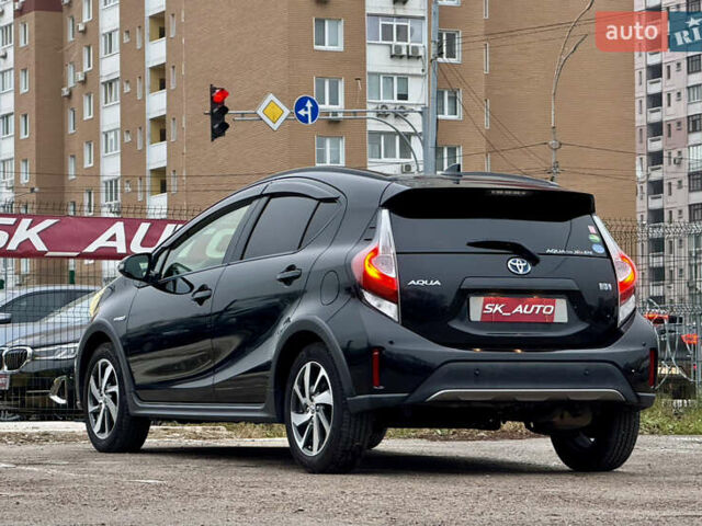 Чорний Тойота Aqua, об'ємом двигуна 1.5 л та пробігом 74 тис. км за 13999 $, фото 64 на Automoto.ua