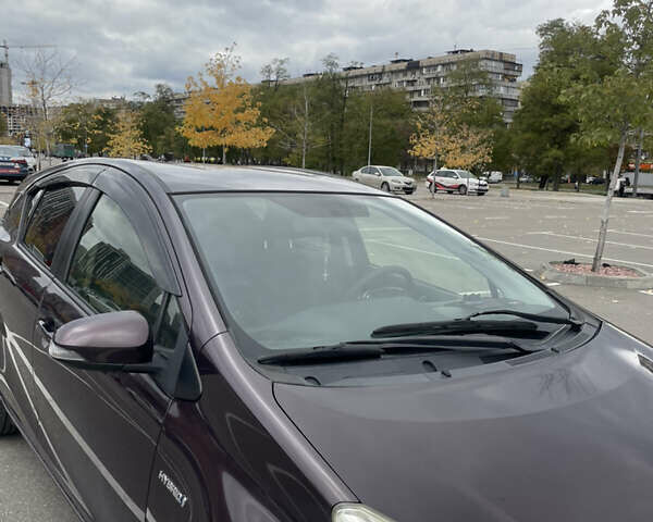 Фиолетовый Тойота Aqua, объемом двигателя 1.5 л и пробегом 83 тыс. км за 11900 $, фото 9 на Automoto.ua