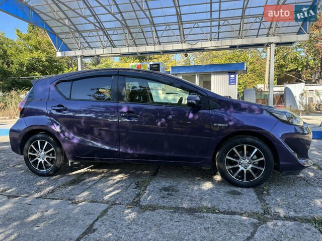 Фіолетовий Тойота Aqua, об'ємом двигуна 1.5 л та пробігом 61 тис. км за 11900 $, фото 2 на Automoto.ua
