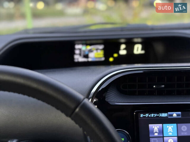 Тойота Aqua 2017 в Одессе на Automoto.ua Красный Тойота Aqua, объемом двигателя 1.5 л и пробегом 80 тыс. км за 13600 $, фото 72 на Automoto.ua