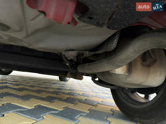 Тойота Aqua 2017 в Одессе на Automoto.ua Красный Тойота Aqua, объемом двигателя 1.5 л и пробегом 80 тыс. км за 13600 $, фото 110 на Automoto.ua