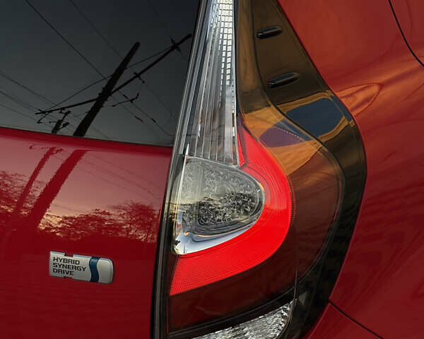 Тойота Aqua 2017 в Одессе на Automoto.ua Красный Тойота Aqua, объемом двигателя 1.5 л и пробегом 80 тыс. км за 13600 $, фото 57 на Automoto.ua