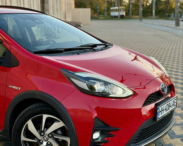 Тойота Aqua 2017 в Одессе на Automoto.ua Красный Тойота Aqua, объемом двигателя 1.5 л и пробегом 80 тыс. км за 13600 $, фото 16 на Automoto.ua
