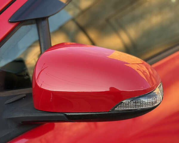 Тойота Aqua 2017 в Одессе на Automoto.ua Красный Тойота Aqua, объемом двигателя 1.5 л и пробегом 80 тыс. км за 13600 $, фото 9 на Automoto.ua