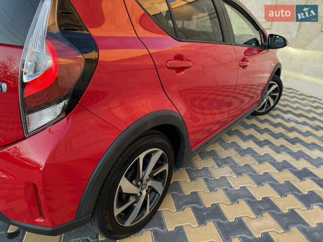 Тойота Aqua 2017 в Одессе на Automoto.ua Красный Тойота Aqua, объемом двигателя 1.5 л и пробегом 80 тыс. км за 13600 $, фото 35 на Automoto.ua