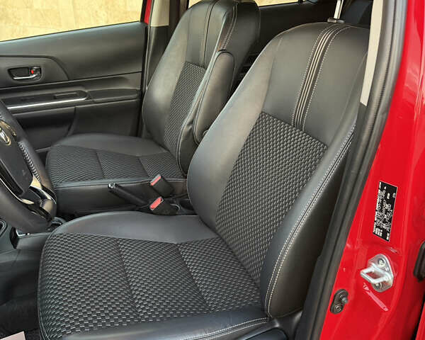 Тойота Aqua 2017 в Одессе на Automoto.ua Красный Тойота Aqua, объемом двигателя 1.5 л и пробегом 80 тыс. км за 13600 $, фото 91 на Automoto.ua