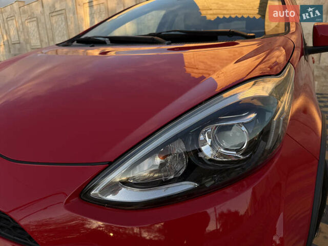 Тойота Aqua 2017 в Одессе на Automoto.ua Красный Тойота Aqua, объемом двигателя 1.5 л и пробегом 80 тыс. км за 13600 $, фото 4 на Automoto.ua