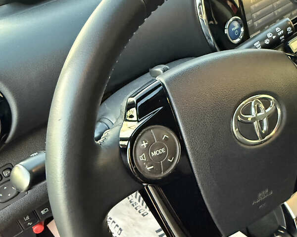 Тойота Aqua 2017 в Одессе на Automoto.ua Красный Тойота Aqua, объемом двигателя 1.5 л и пробегом 80 тыс. км за 13600 $, фото 94 на Automoto.ua