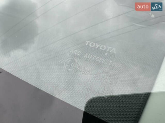 Красный Тойота Aqua, объемом двигателя 1.5 л и пробегом 79 тыс. км за 13700 $, фото 23 на Automoto.ua