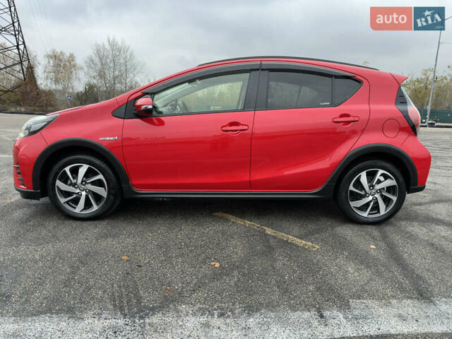 Красный Тойота Aqua, объемом двигателя 1.5 л и пробегом 79 тыс. км за 13700 $, фото 8 на Automoto.ua