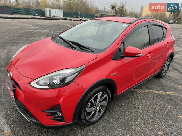 Красный Тойота Aqua, объемом двигателя 1.5 л и пробегом 79 тыс. км за 13700 $, фото 6 на Automoto.ua