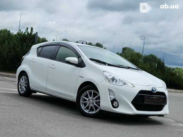Тойота Aqua, объемом двигателя 0 л и пробегом 83 тыс. км за 11950 $, фото 3 на Automoto.ua