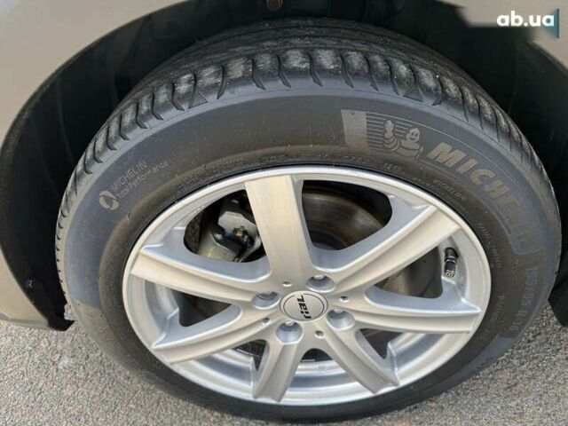 Тойота Aqua, объемом двигателя 0 л и пробегом 71 тыс. км за 13890 $, фото 12 на Automoto.ua