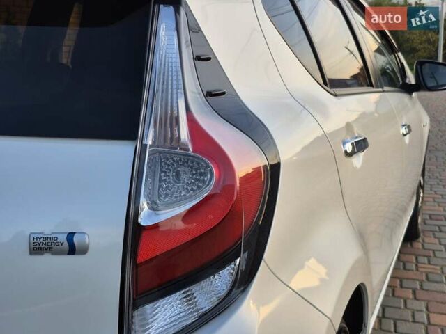 Тойота Aqua, об'ємом двигуна 1.5 л та пробігом 90 тис. км за 12799 $, фото 31 на Automoto.ua