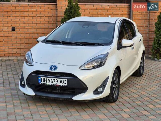 Тойота Aqua, об'ємом двигуна 1.5 л та пробігом 90 тис. км за 12799 $, фото 3 на Automoto.ua