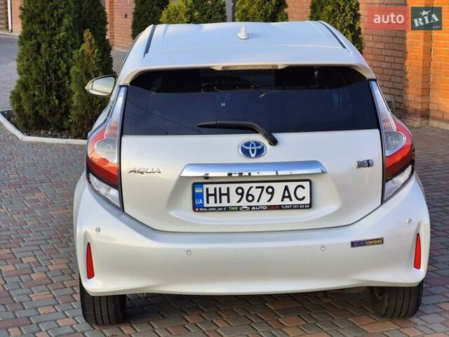 Тойота Aqua, об'ємом двигуна 1.5 л та пробігом 90 тис. км за 12799 $, фото 28 на Automoto.ua