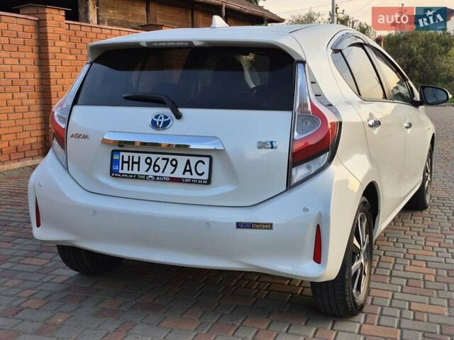 Тойота Aqua, об'ємом двигуна 1.5 л та пробігом 90 тис. км за 12799 $, фото 29 на Automoto.ua