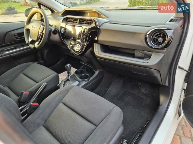 Тойота Aqua, об'ємом двигуна 1.5 л та пробігом 90 тис. км за 12799 $, фото 36 на Automoto.ua