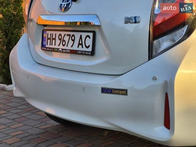 Тойота Aqua, об'ємом двигуна 1.5 л та пробігом 90 тис. км за 12799 $, фото 24 на Automoto.ua