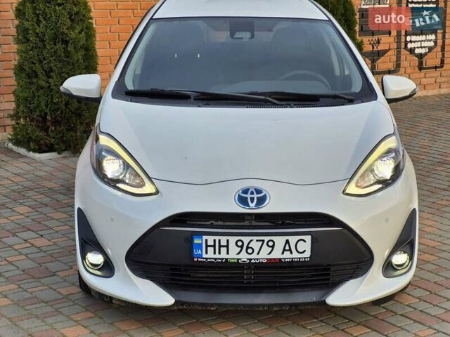 Тойота Aqua, об'ємом двигуна 1.5 л та пробігом 90 тис. км за 12799 $, фото 1 на Automoto.ua