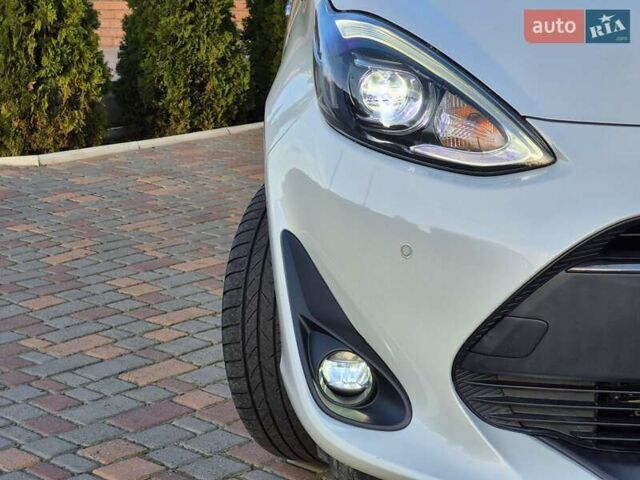 Тойота Aqua, об'ємом двигуна 1.5 л та пробігом 90 тис. км за 12799 $, фото 22 на Automoto.ua