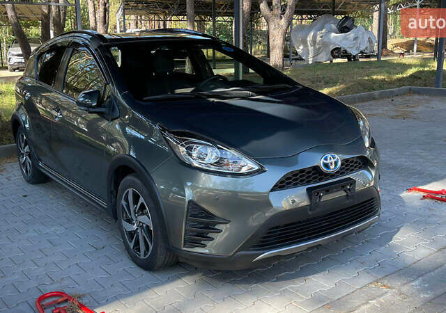 Тойота Aqua, объемом двигателя 1.5 л и пробегом 75 тыс. км за 14700 $, фото 1 на Automoto.ua
