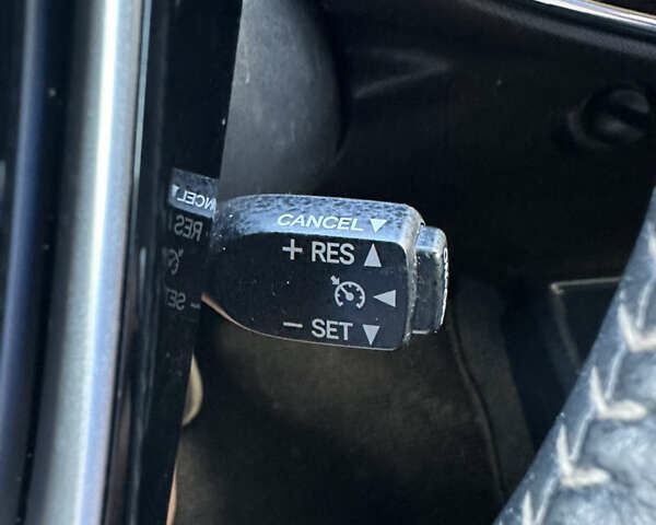 Желтый Тойота Aqua, объемом двигателя 1.5 л и пробегом 82 тыс. км за 13800 $, фото 11 на Automoto.ua