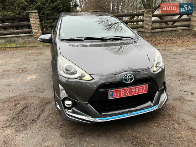 Серый Тойота Aqua, объемом двигателя 1.5 л и пробегом 61 тыс. км за 11400 $, фото 15 на Automoto.ua