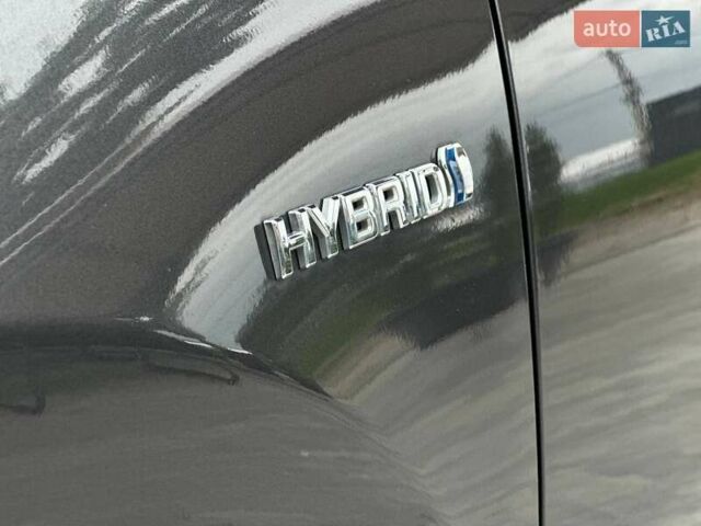 Сірий Тойота Aqua, об'ємом двигуна 1.5 л та пробігом 94 тис. км за 11990 $, фото 2 на Automoto.ua