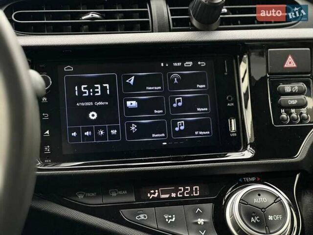 Серый Тойота Aqua, объемом двигателя 1.5 л и пробегом 94 тыс. км за 12500 $, фото 23 на Automoto.ua